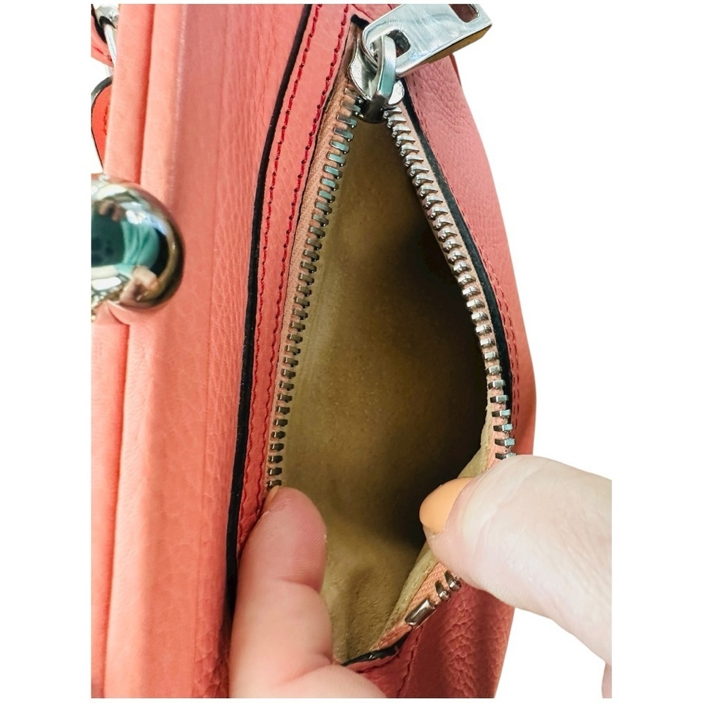 Marc Jacobs Classic Coral Pebbled Leather Kiss-Lock Frame Bag with Chain Strap - Picture 10 of 11